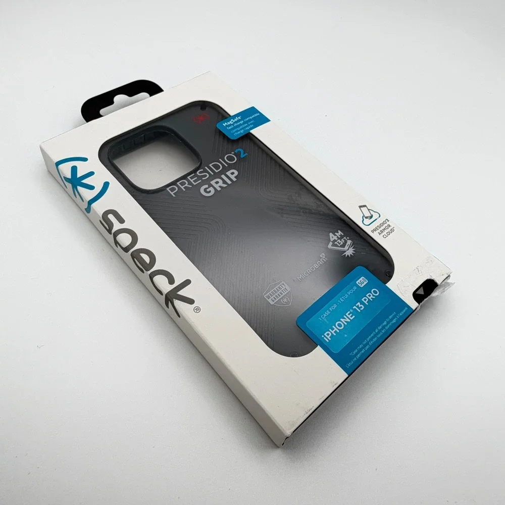 Speck Phone Case iPhone 13 Pro 6.1 MagSafe‎ Presidio2 Grip